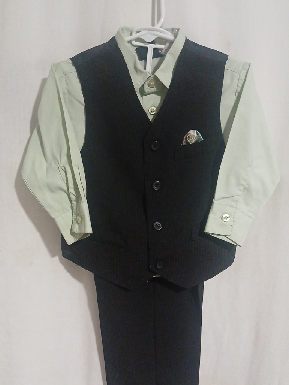 3 Piece Van Heusen  Vest and pants w/ Pinstripe And Pale Light Green Dress Shirt